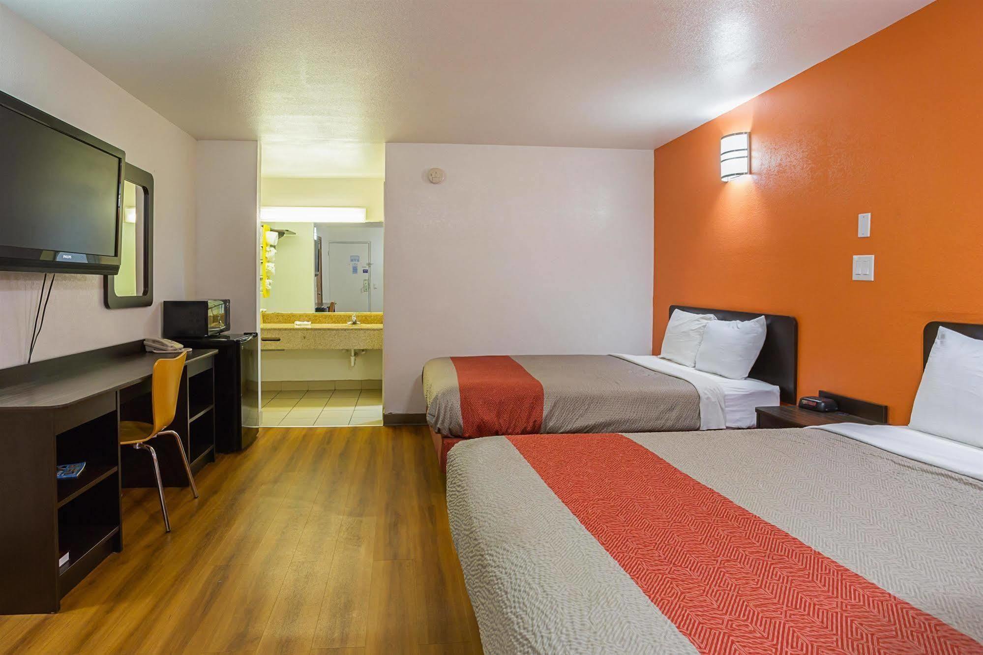 Motel 6-Brinkley, Ar Екстериор снимка