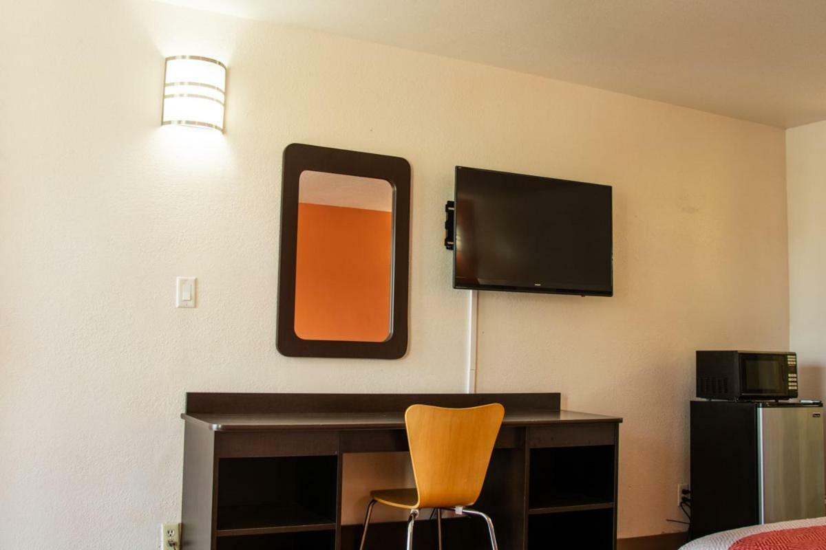 Motel 6-Brinkley, Ar Екстериор снимка