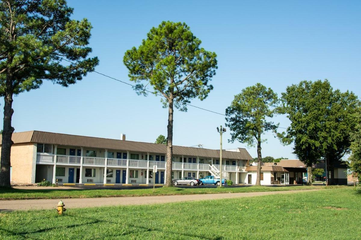 Motel 6-Brinkley, Ar Екстериор снимка